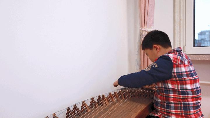 最新的家教机,最新的家教机，机遇与挑战并存
